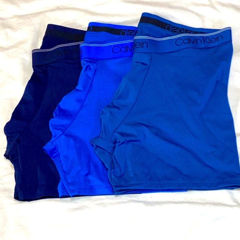 Calvin Klein Men’s Micro Stretch Boxer Brief Set of 3 New NB2570 05/22